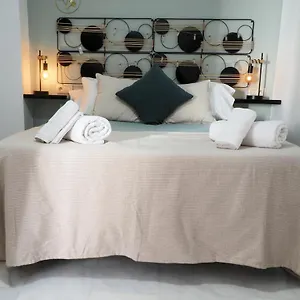  Appartement Sunny In The Historic Centre- Private Parking