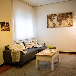 Appartement Entero, A 15 Minutos De Zona Centro Con Plaza De Aparcamiento Opcional, Cordoue